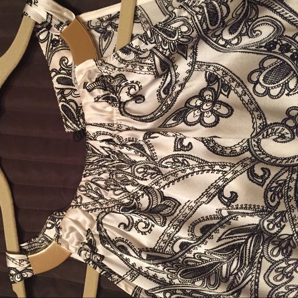 Top - Picture 3 of 4